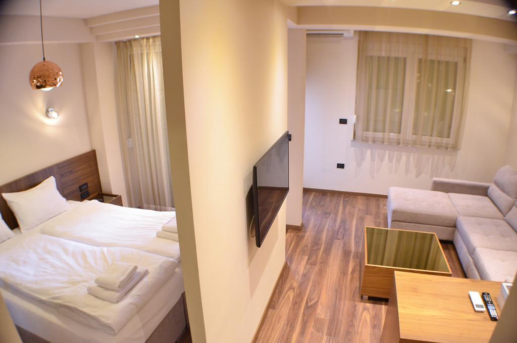 Hotel Vlaho Skopje Eksteriør billede