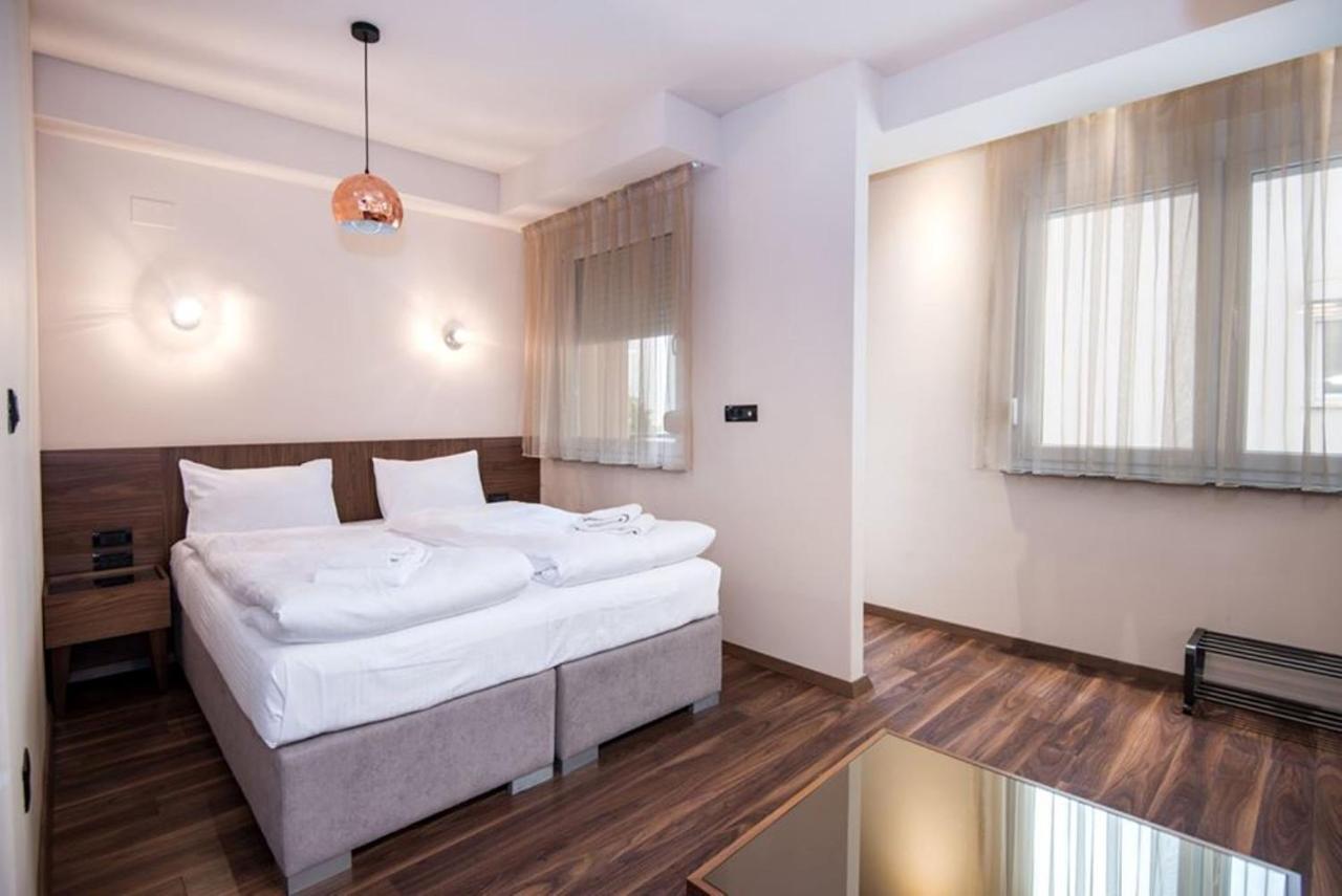 Hotel Vlaho Skopje Eksteriør billede