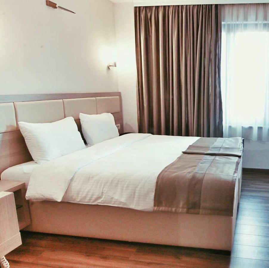 Hotel Vlaho Skopje Eksteriør billede